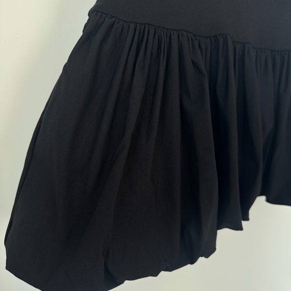 FashionNova Mock Neck Bubble Dress 🖤 - Picture 8 of 8